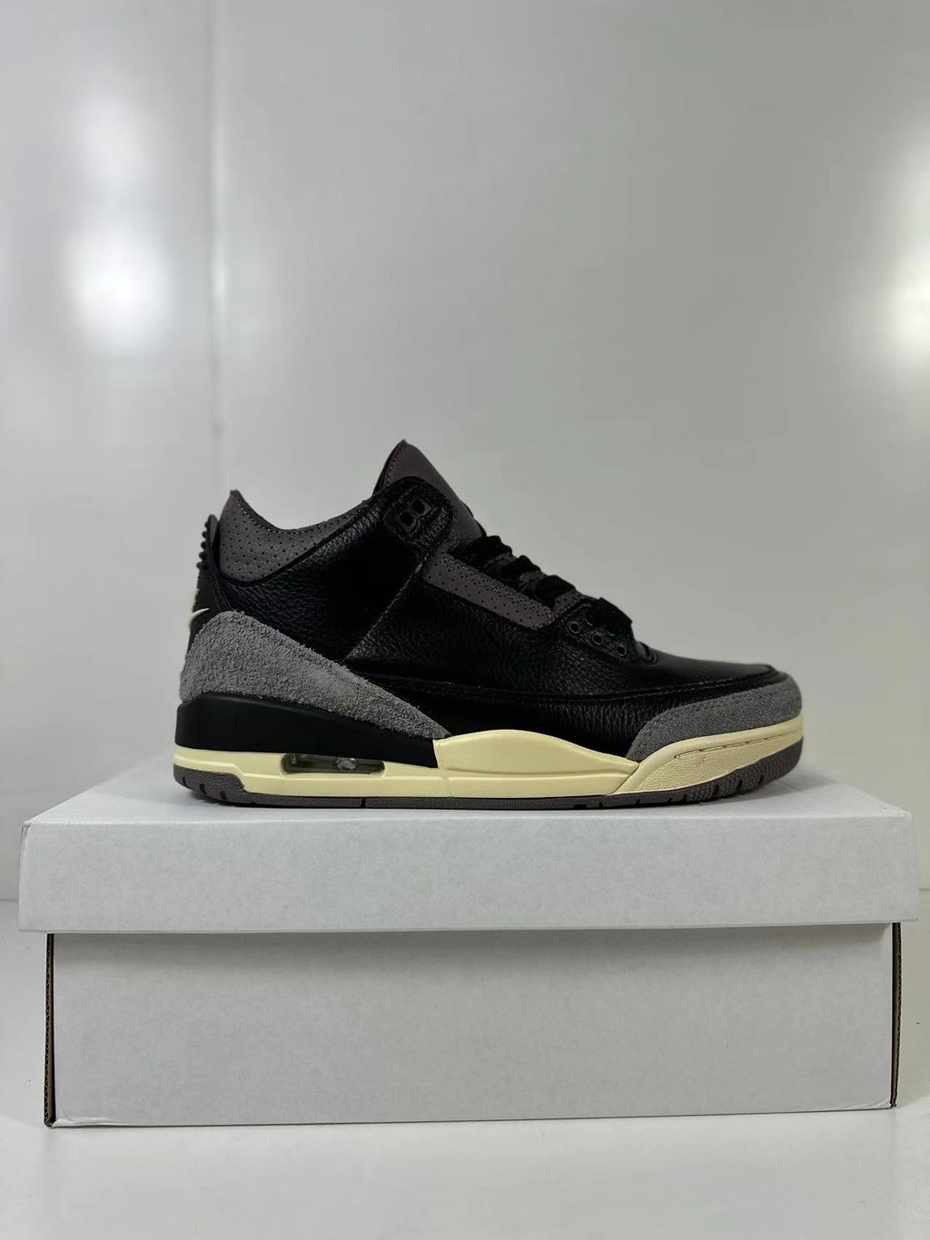 Air Jordan 3 Retro Black Purple FZ8411-001 Sneakers - product image from the listing.