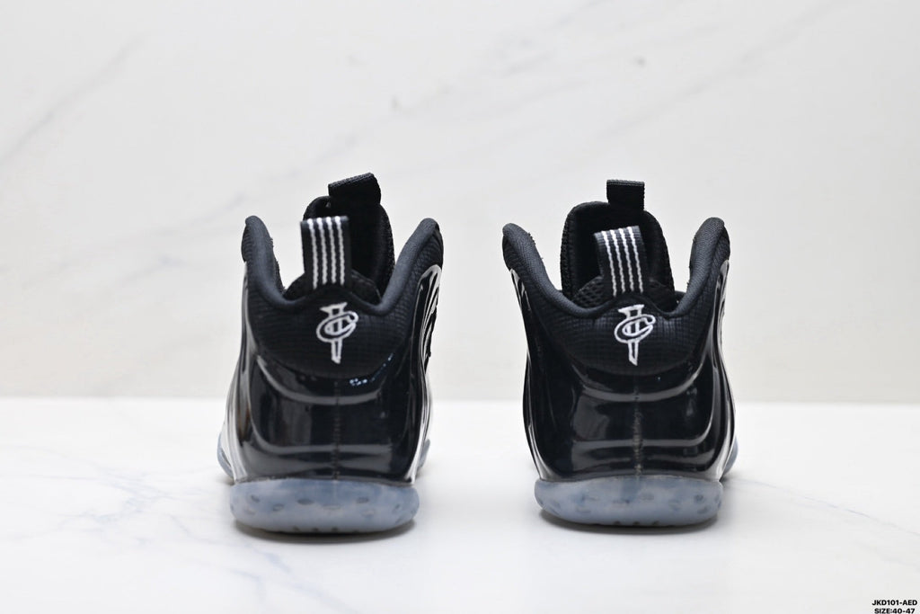 Nike Air Foamposite One Penny Hardaway Sneakers in Black JKD101-AED - product image from the listing.