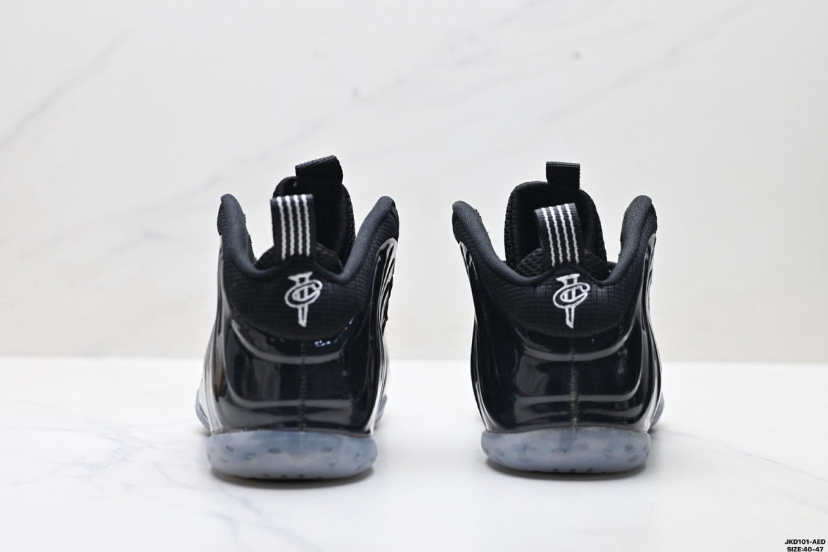 Nike Air Foamposite One Penny Hardaway Sneakers in Black JKD101-AED - product image from the listing.