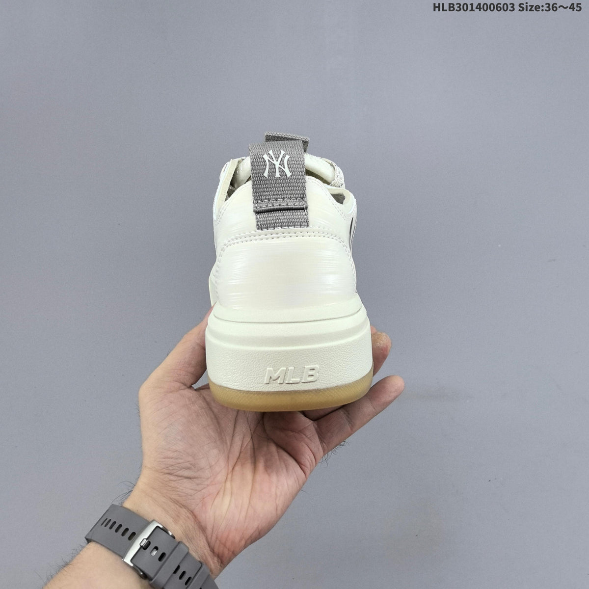 MLB New York Yankees Platform Trainers in Off-White - product image from the listing.