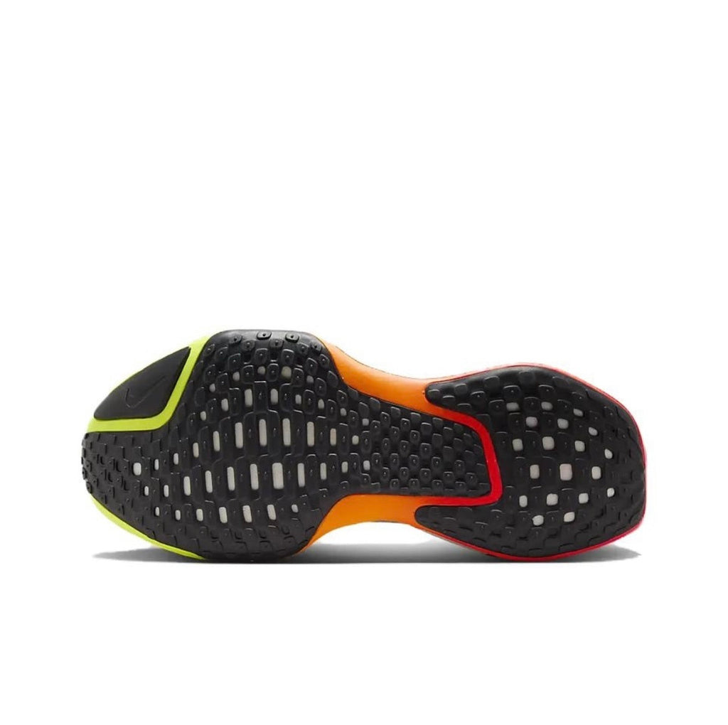 Nike ZoomX Invincible Run Flyknit 3 Shoes for Running HF4915-100 - product image from the listing.