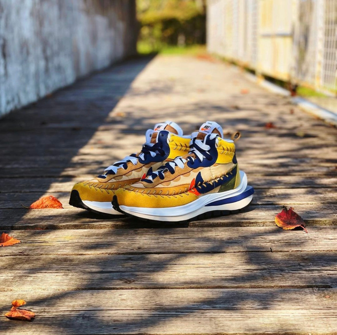 Nike VaporWaffle x sacai x Jean Paul Gaultier Trainers DH9186-200 - product image from the listing.