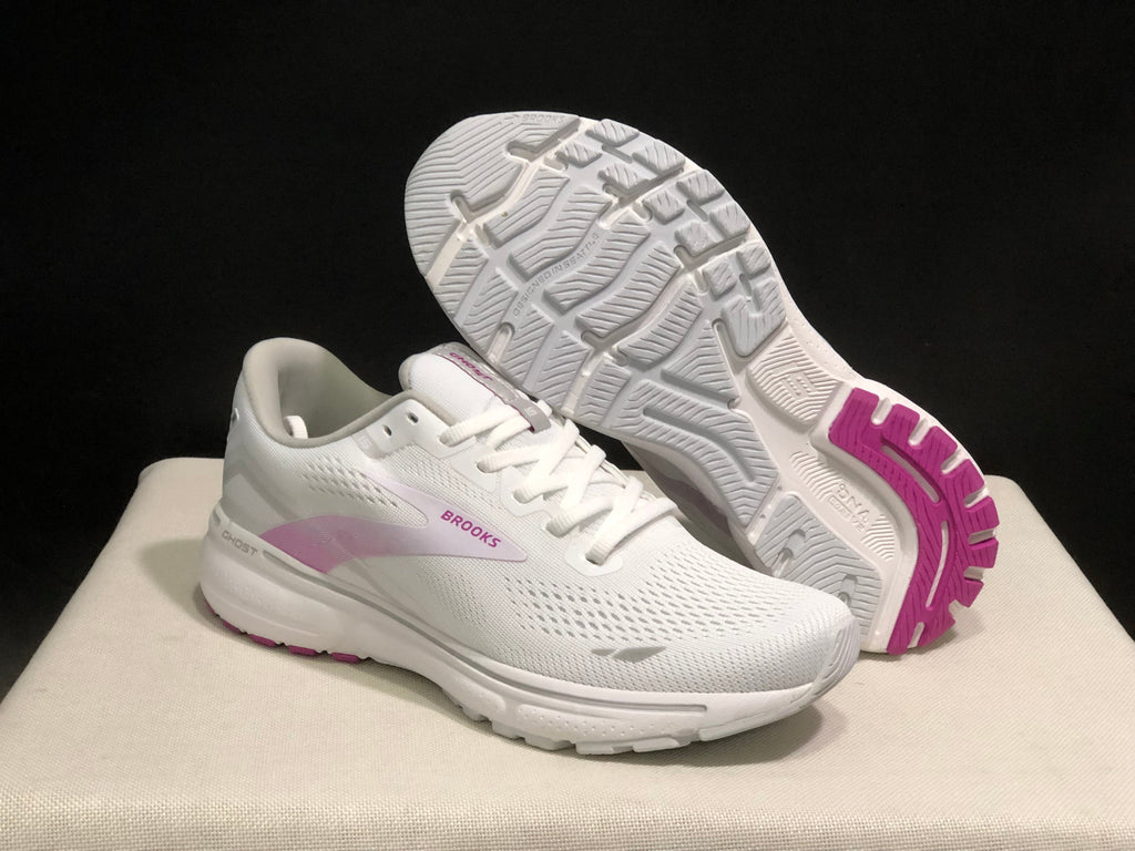 Brooks Ghost 15 Shoes for Running - product image from the listing.