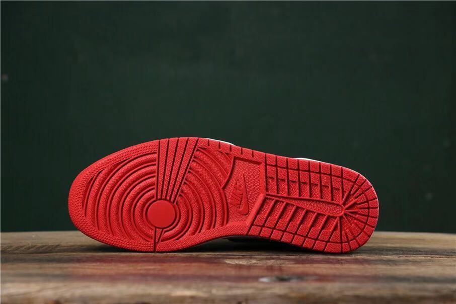 Air Jordan 1 Retro High OG Sneakers in Black Red White - product image from the listing.