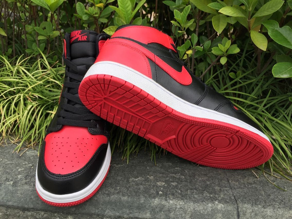Air Jordan 1 High Sneakers in Black Red White - product image from the listing.