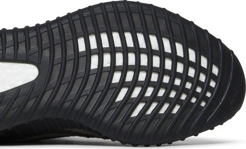 Yeezy Boost 350 V2 'Carbon Beluga' - product image from the listing.