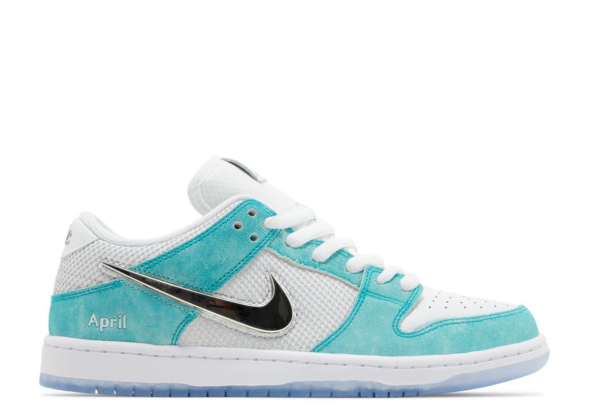 Dunk Low - April Skateboard SB - product image from the listing.