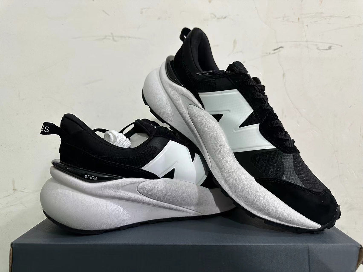 New Balance 3447 Sneakers in Black and White - product image from the listing.
