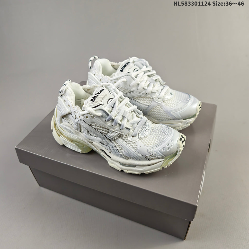 Balenciaga Runner Sneaker Low-Cut Mesh Style - product image from the listing.