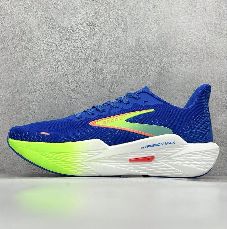 Brooks Hyperion Max Sneakers for Running - product image from the listing.