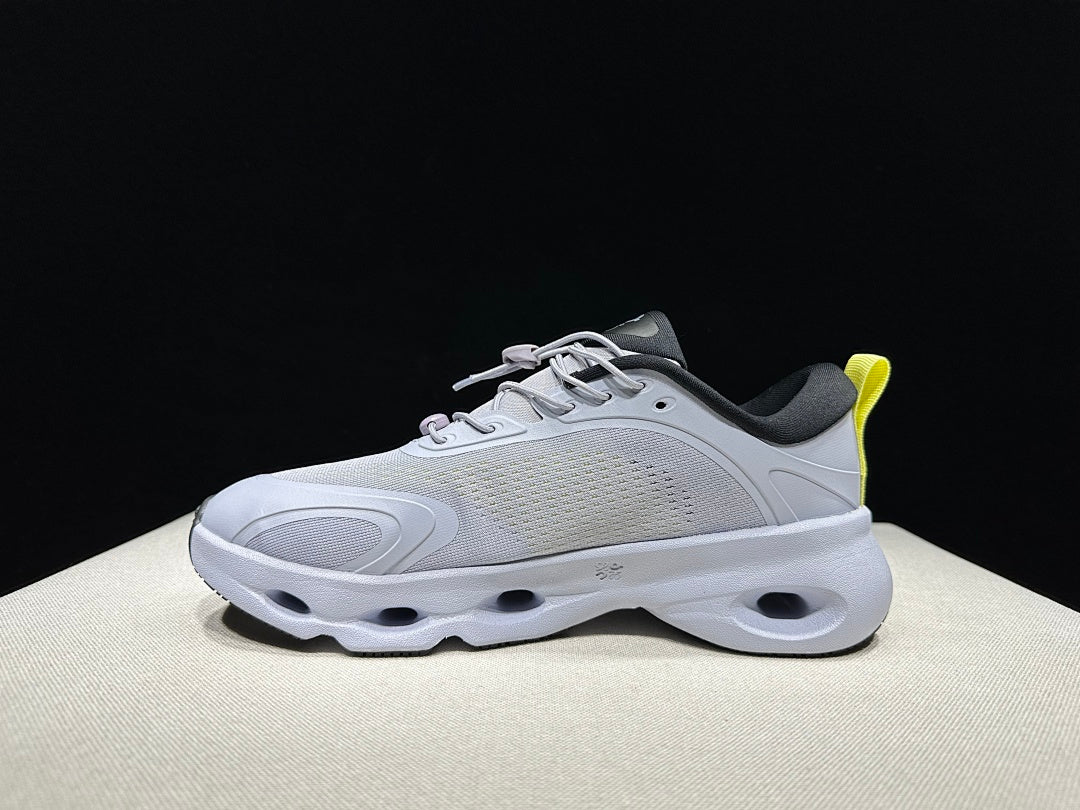 Light Purple On x Loewe Cloudventure 3.0 Sneakers - product image from the listing.
