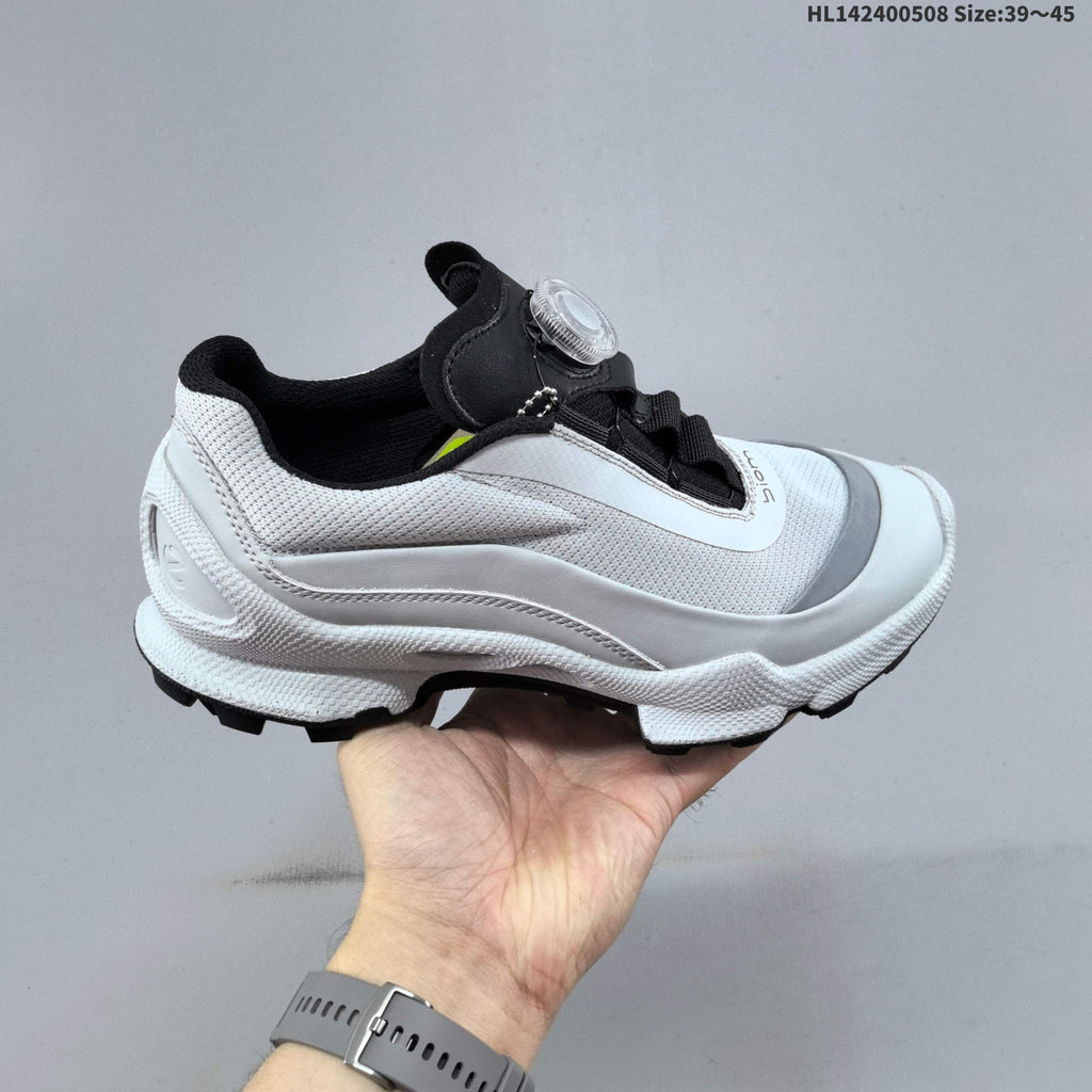 Men's ECCO Black BOA Lace-Up Sneakers HL142400508 - product image from the listing.
