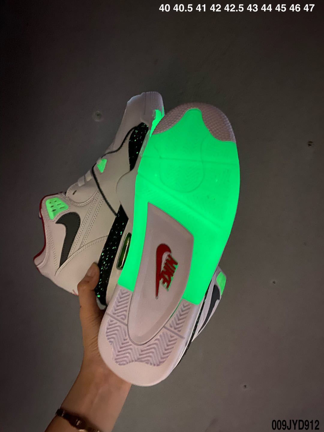 Nike Air Flight 89 White Glow Basketball Footwear - product image from the listing.