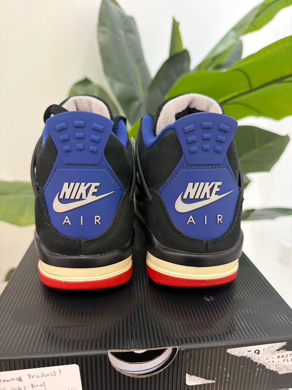 Air Jordan 4 - Rare - product photo shown in the listing for this item.