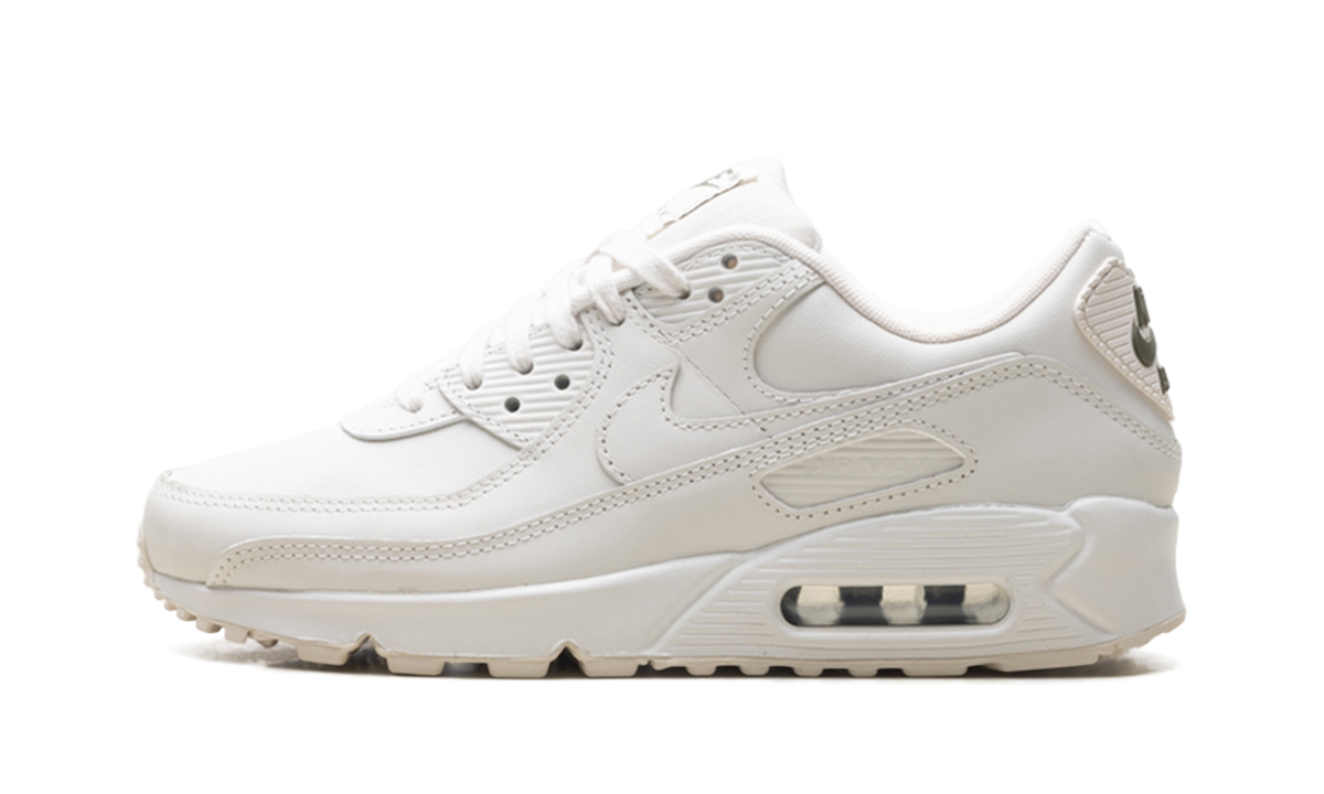 "Phantom Medium Olive" Air Max 90 IF5446 003 - product image from the listing.