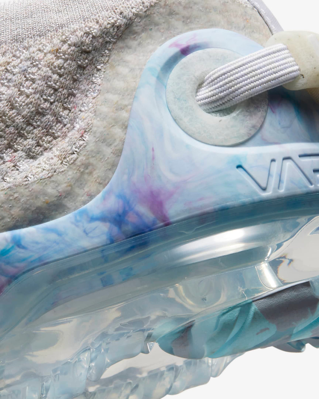 Nike Air VaporMax 2020 Flyknit Trainers CJ6741-100 - product image from the listing.