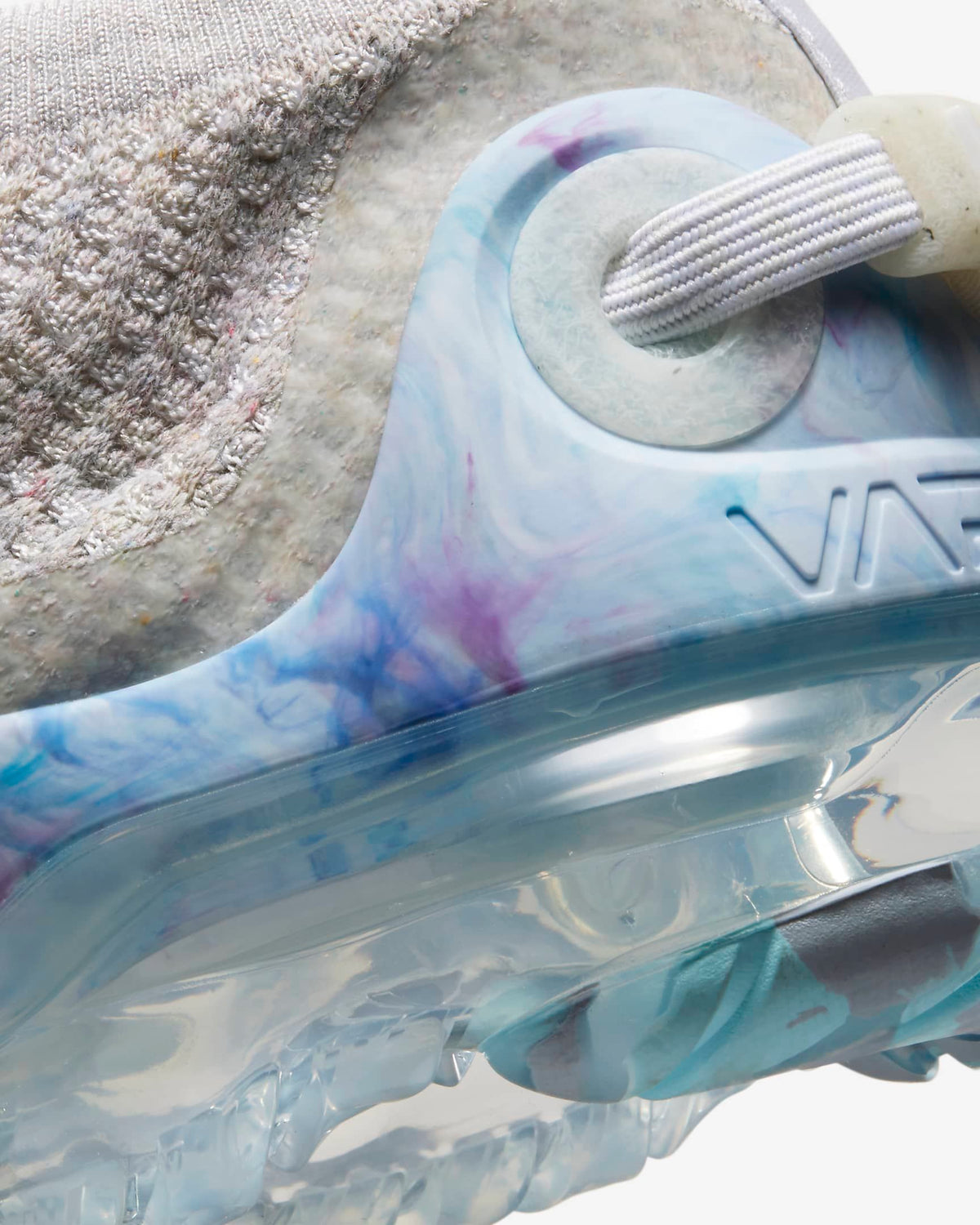 Nike Air VaporMax 2020 Flyknit Trainers CJ6741-100 - product image from the listing.