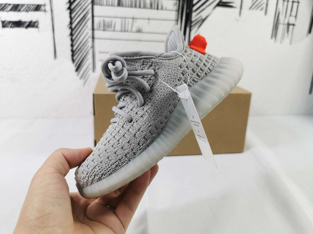 Light Grey and Coral Yeezy 350 V2 Kids Sneakers - product image from the listing.