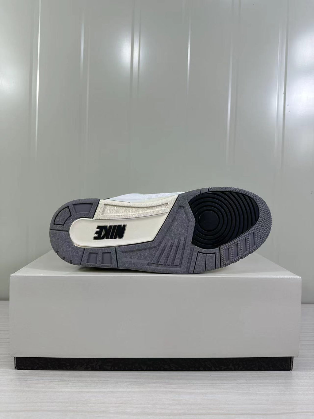 Air Jordan 2/3 Low Sneakers White Black FD0383-100 - product image from the listing.