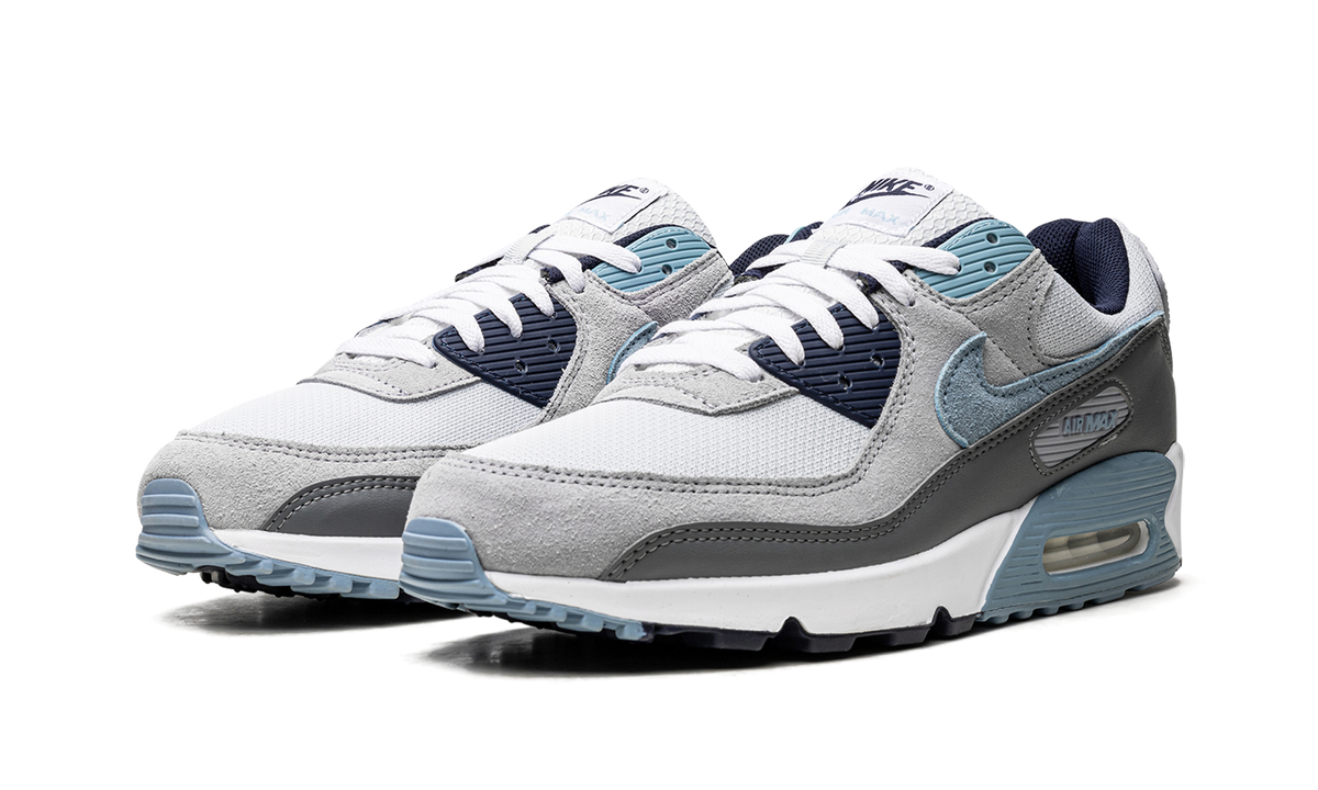 "Pure Platinum Warm Blue" Air Max 90 DM0029 003 - product image from the listing.