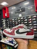 Chicago - Jordan 1 Low - product photo shown in the listing for this item.