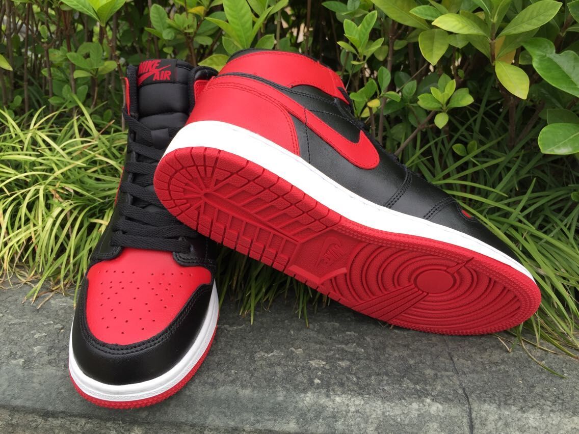 Air Jordan 1 High Sneakers in Black Red White - product image from the listing.