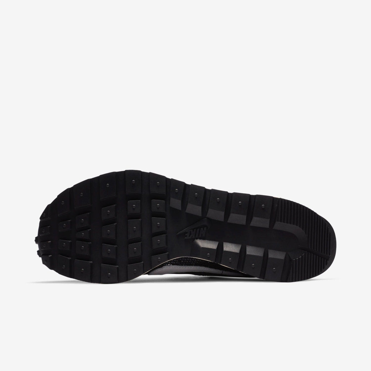 Nike sacai VaporWaffle CV1363-001 Sneakers in Black White - product image from the listing.