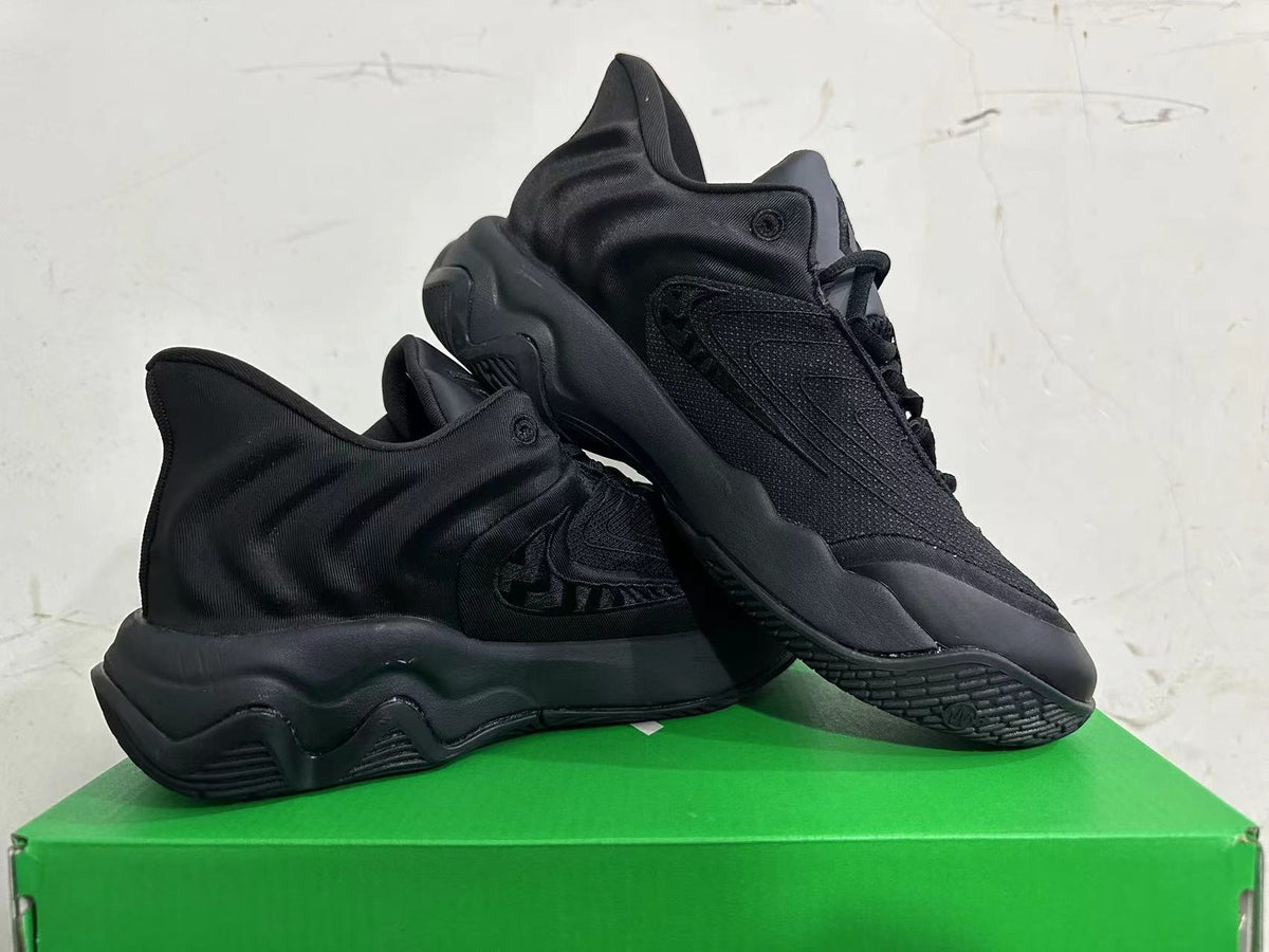 Black Warrior All-Black Trainers - product image from the listing.