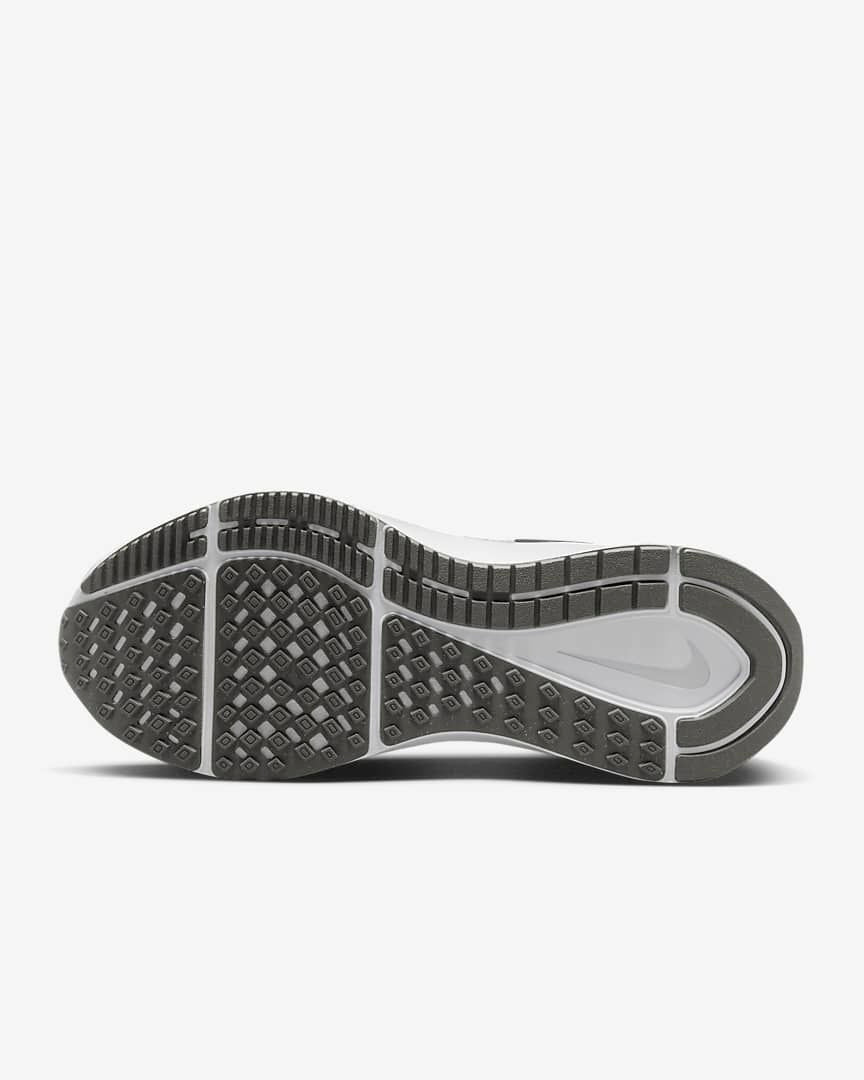 Nike Structure 25 Road Running Shoes in Black DJ7883-002 - product image from the listing.