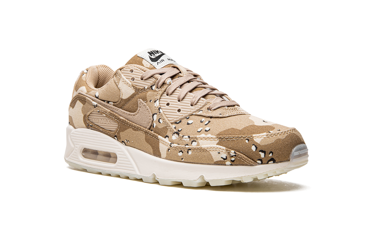 Women's AIR MAX 90 "Desert Camo" DX2313 200 - product image from the listing.