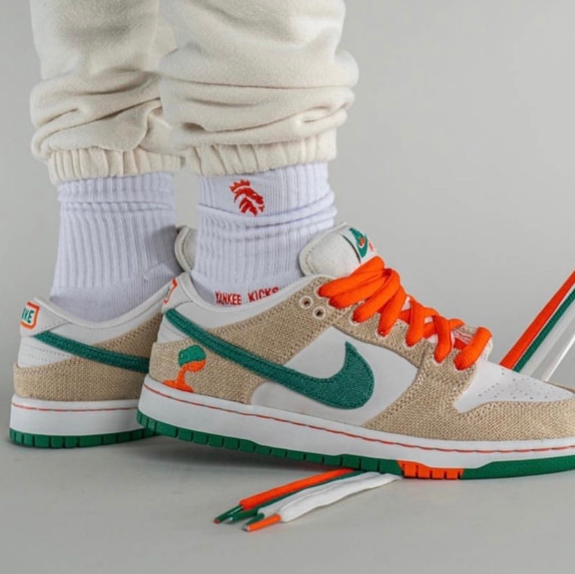 Nike SB Dunk Low Jarritos Collaboration Trainers FD0860-001 - product image from the listing.