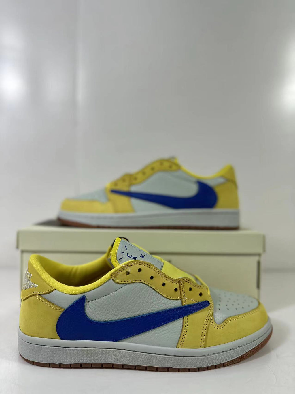 Nike Air Jordan 1 Low in Canary DZ4137-700 - product image from the listing.