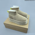Women's UGG Classic Mini Platform Boot - product image from the listing.