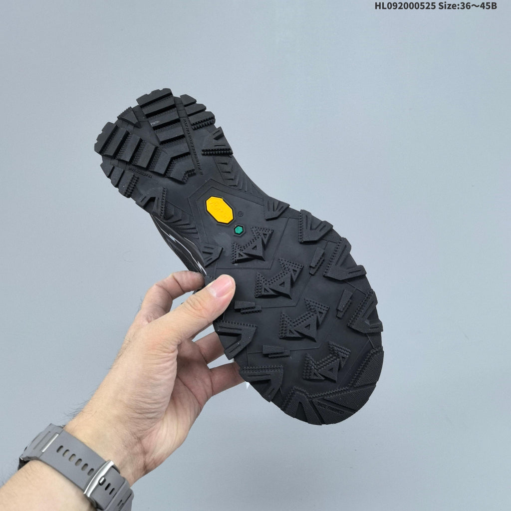 KAILAS Expedition Low-Cut Hiking Shoes, in Black - product image from the listing.