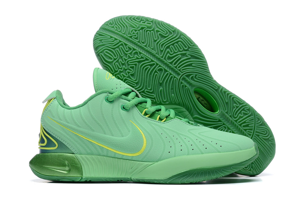 Nike 870 Basketball Footwear - product image from the listing.
