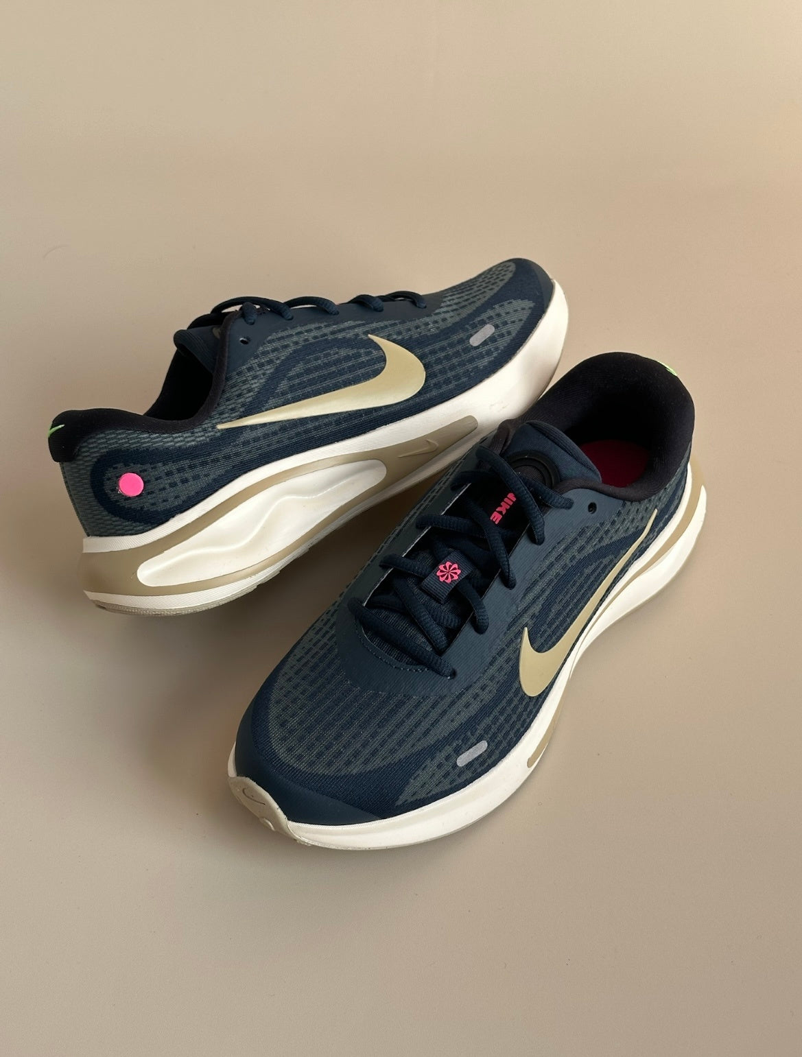 Nike Journey Run Running Shoes FN0228-403 in Blue - product image from the listing.