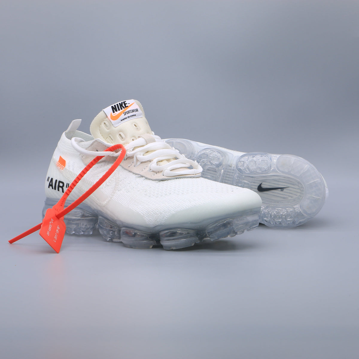 Nike Air VaporMax x Sneakers in Off-White White AA3831-100 - product image from the listing.