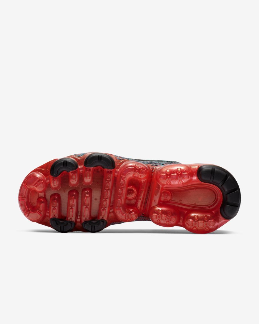 Nike Air VaporMax Flyknit 3 AJ6910-601 Trainers - product image from the listing.