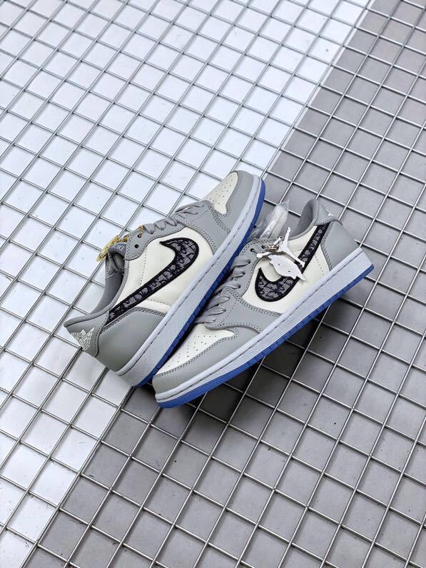 Dior x Air Jordan 1 Low Sneakers CN8608-002 in Grey - product image from the listing.