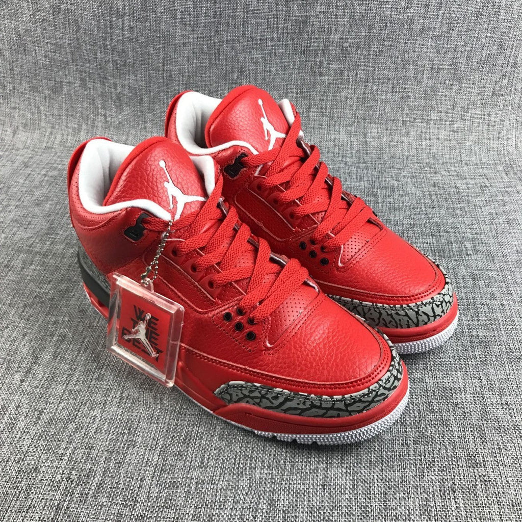 Air Jordan 3 Retro OG Red High-Top Sneakers - product image from the listing.
