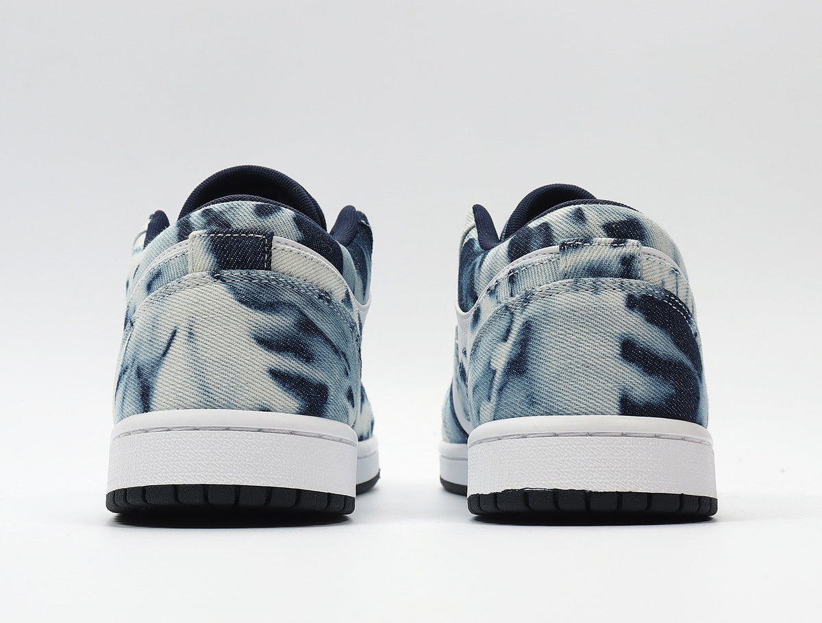 Nike Dunk Low Washed Denim Sneakers in Blue CZ8455-100 - product image from the listing.