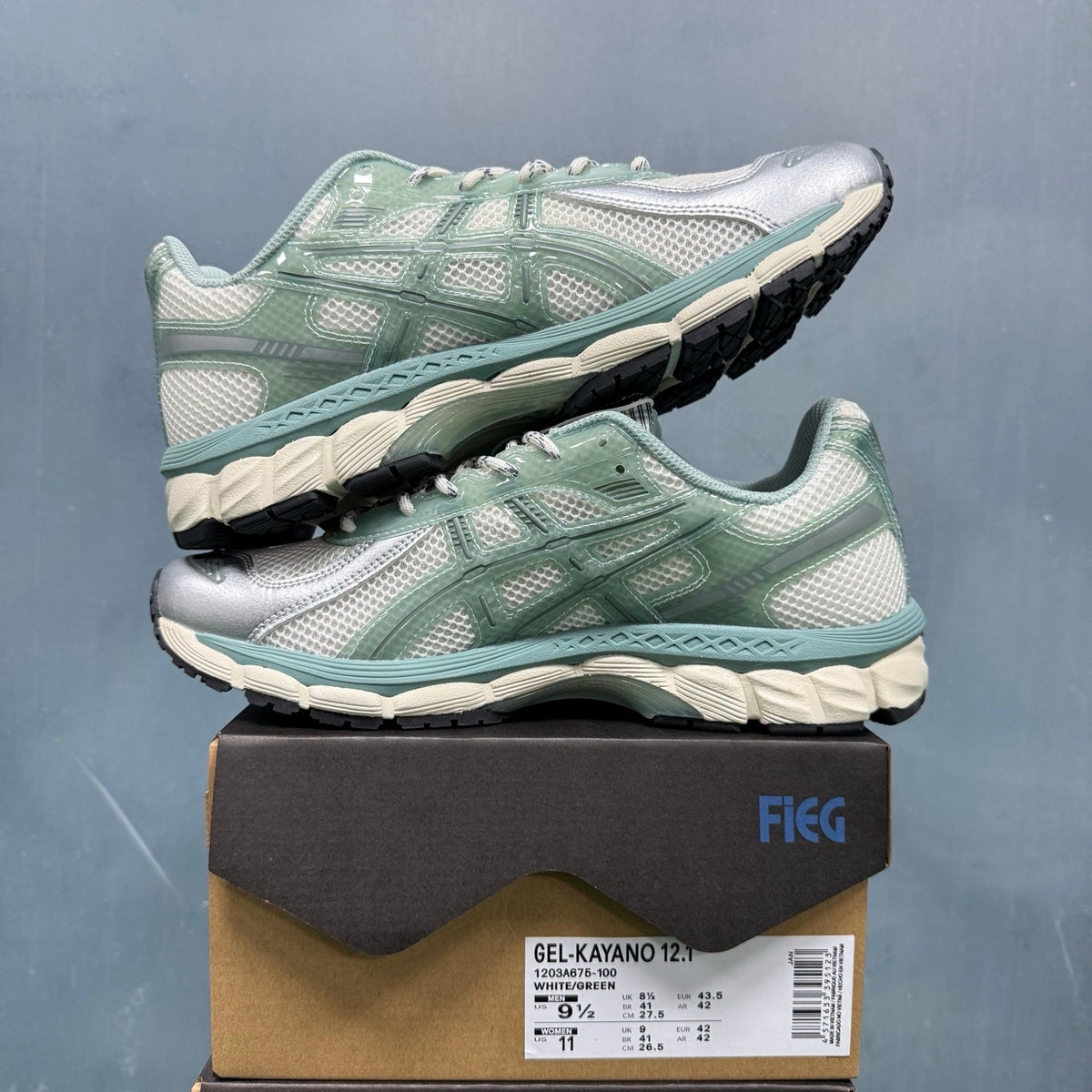 ASICS GEL-KAYANO 12.1 Sneakers in White Green 1203A675-100 - product image from the listing.