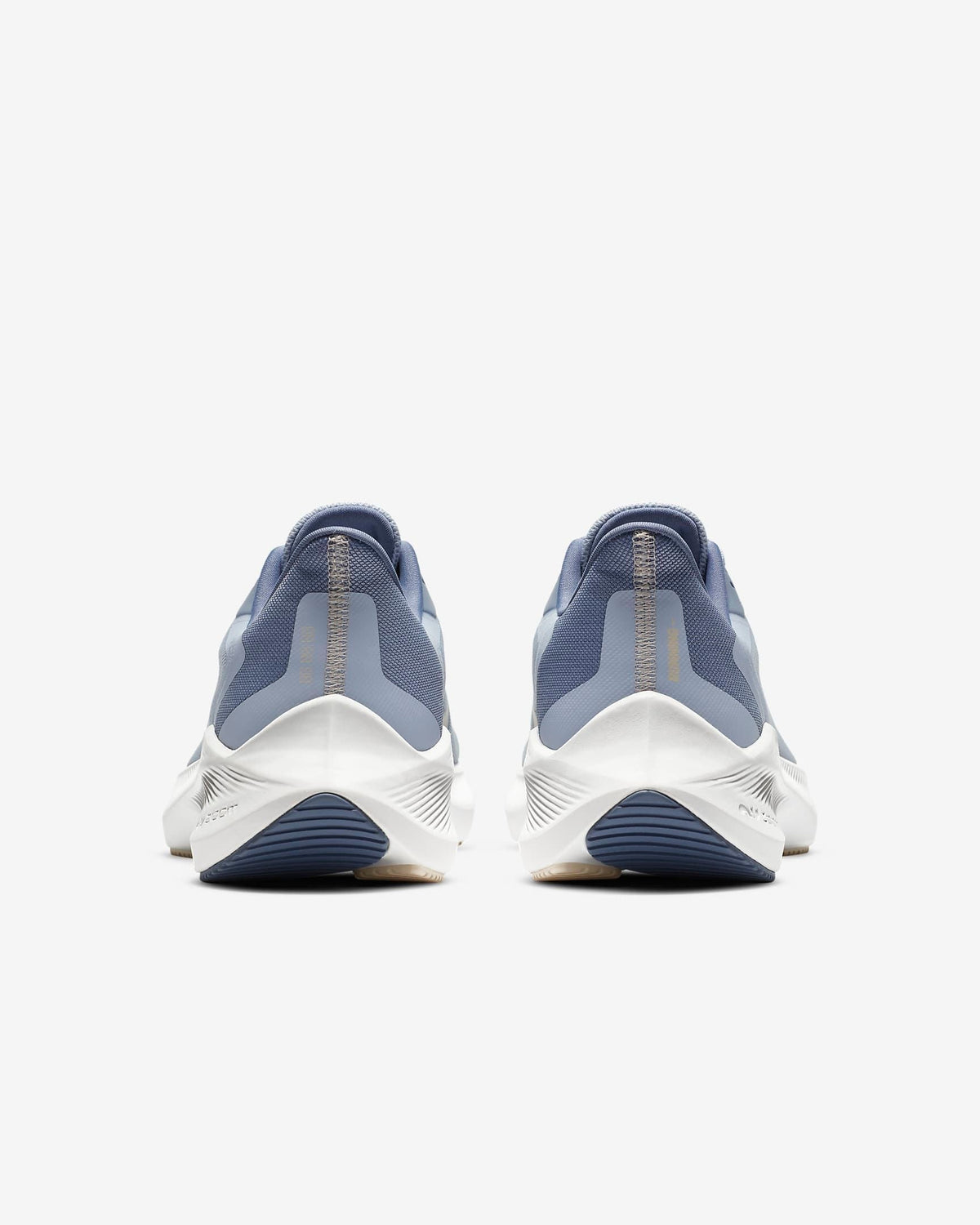 Nike Zoom Winflo 7 Shoes for Running CJ0302-007 - product image from the listing.