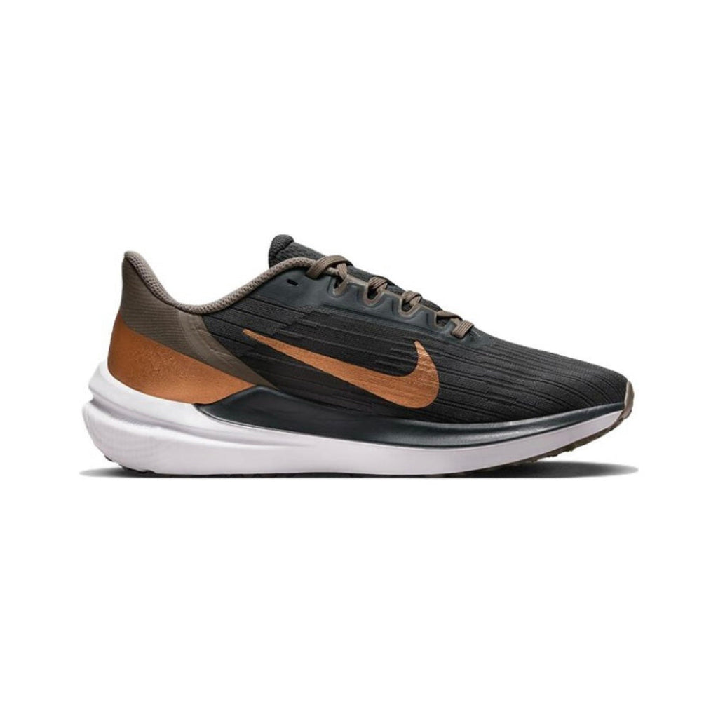 Nike Air Winflo 9 Running Shoes in Black Brown DD8686-005 - product image from the listing.