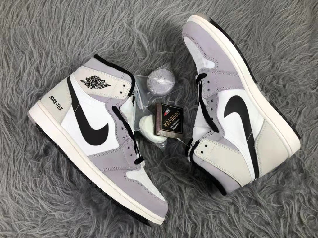 Jordan 1 Union x Air Jordan 1 High Sneakers in White Grey DB2889-100 - product image from the listing.