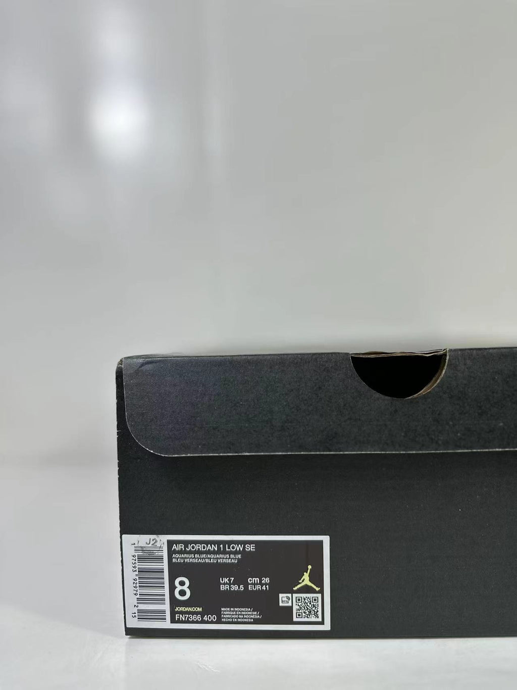 Air Jordan 1 Low SE Aquarius Blue FN7366-400 - product image from the listing.