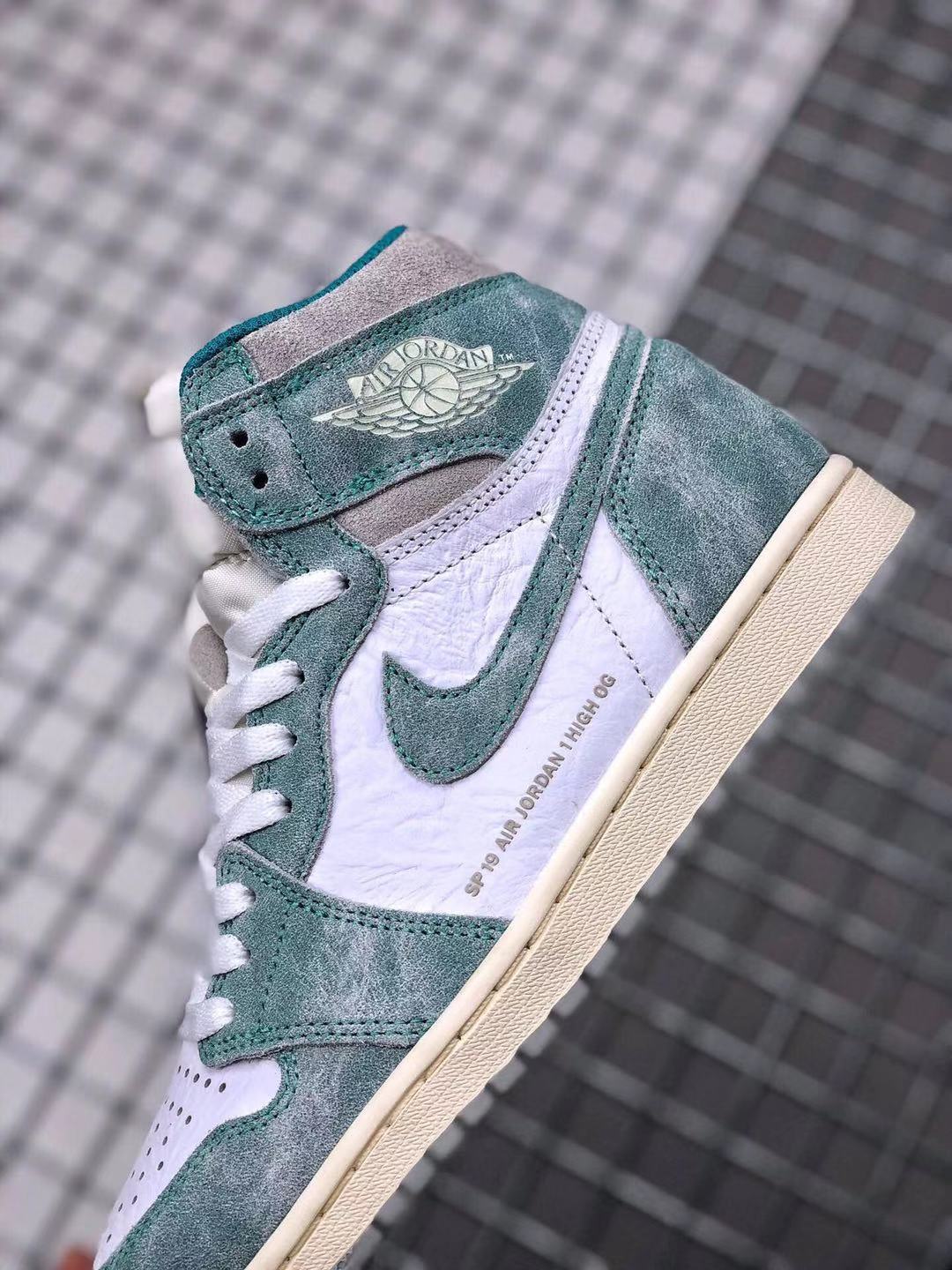 Air Jordan 1 High OG Teal and White Sneakers - product image from the listing.