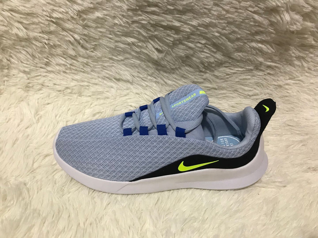 Nike Lunarlon 5 Running Sneakers in Grey Volt - product image from the listing.
