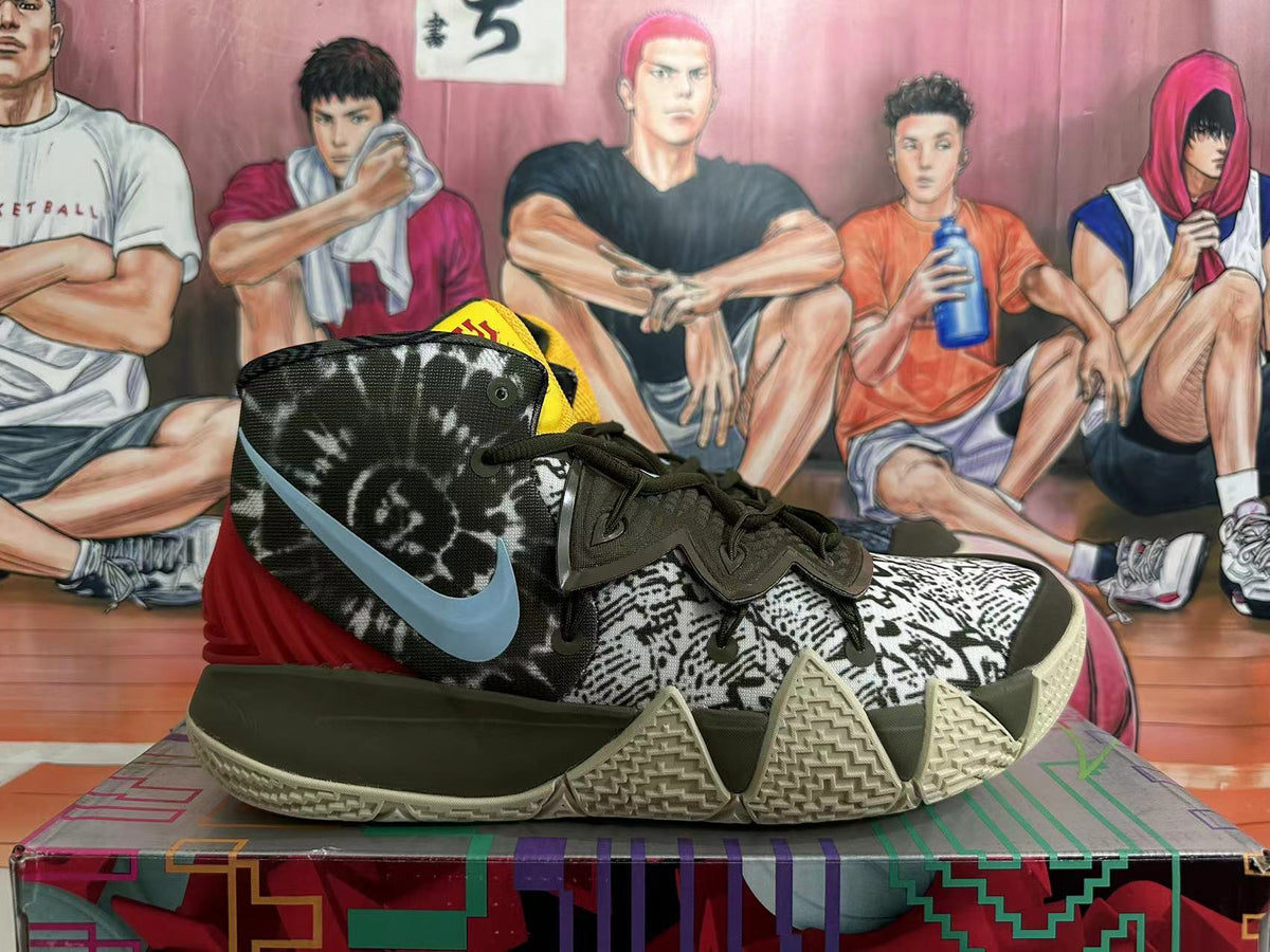 Nike Kyrie 7 Basketball Shoes in Black Green - product image from the listing.