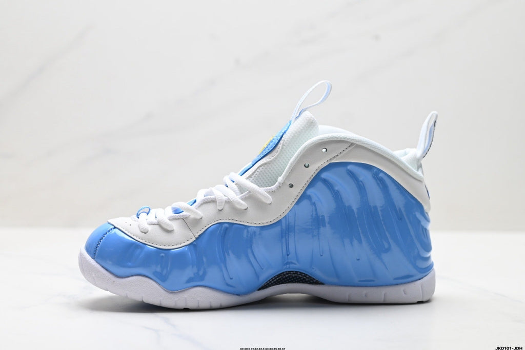 Nike Air Foamposite One Hardaway Sneakers in Blue and White - product image from the listing.